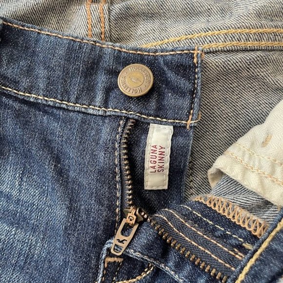 Hollister 1S Like New - Picture 9 of 10